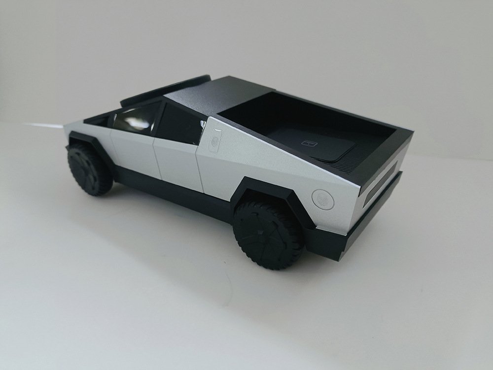 Cyber pickup truck car mobile phone watch earphone desktop multifunctional three in one wireless charger - Image 5